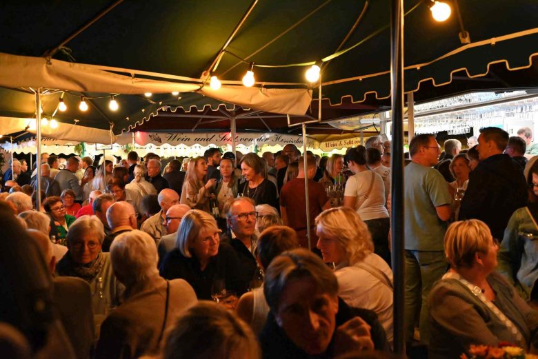 Band auf Bühne am Gaalbernfest
