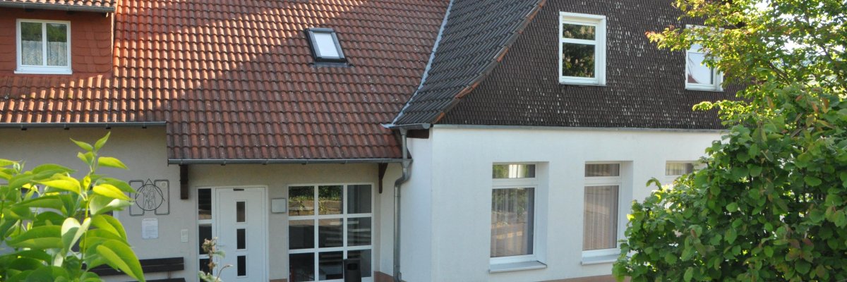 Außenansicht Eingangsbereich