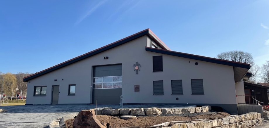 Feuerwehrhaus Mackenzell Frontansicht 