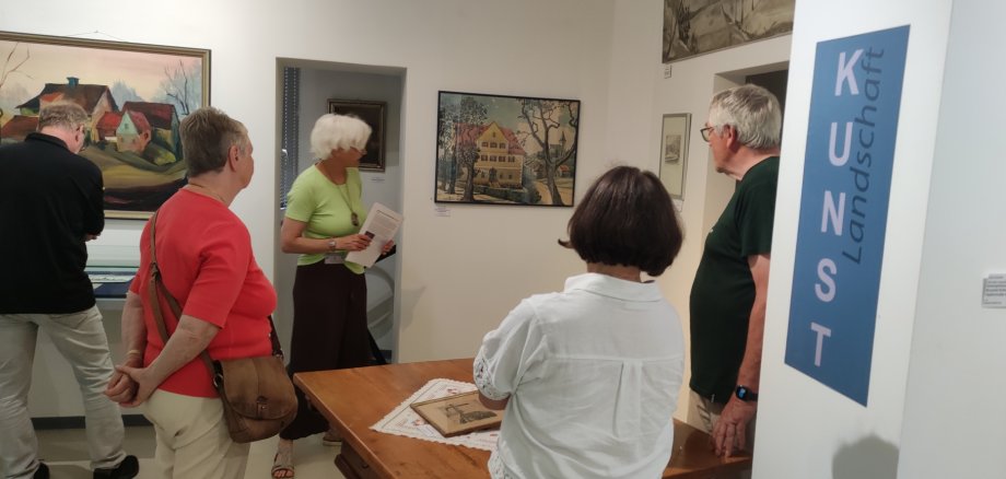 Führung mit Museumsbesuchern
