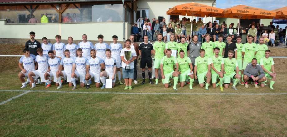 HSV und Haselbach bei der Siegerehrung