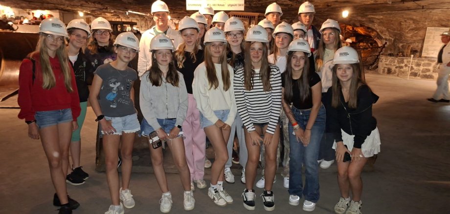 Schüler aus Proskau im Bergwerk Merkers
