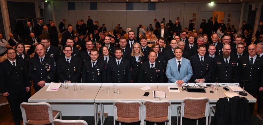 Geehrte Feuewehrkameraden