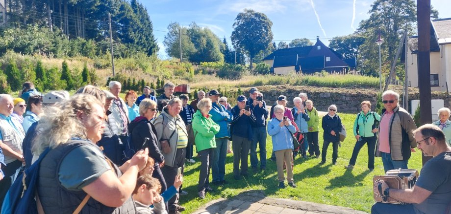 Partnerschaftsverein bei der Herbstwanderung in Steinberg