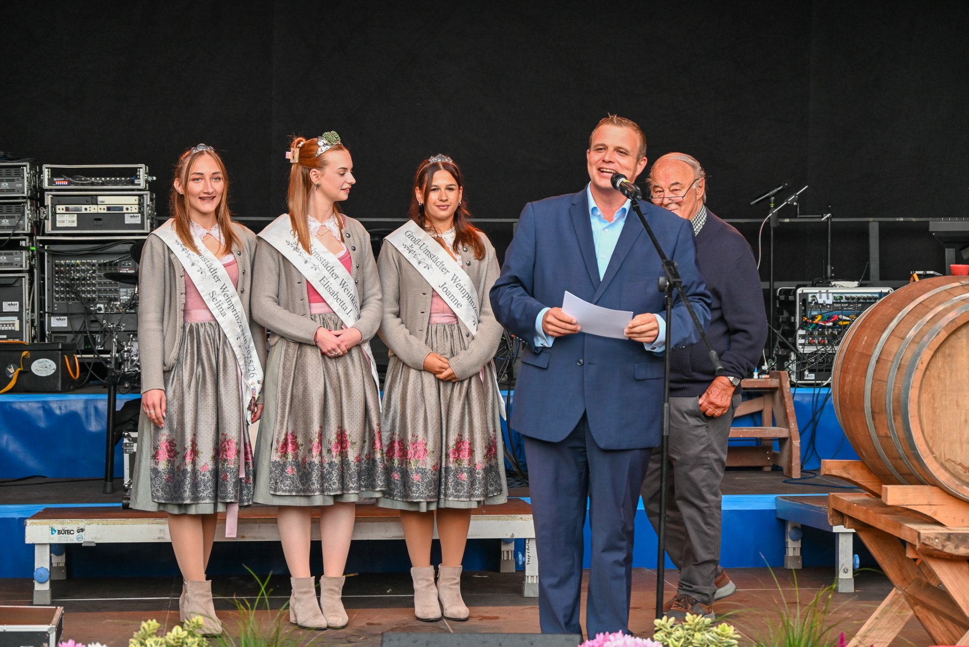 Bürgermeister eröffnet Weinfest